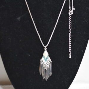 Southwestern Navajo Style Silver Tone Pendant 18" Everyday Casual Necklace